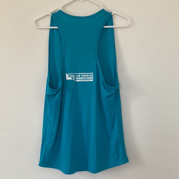 Men’s 2018 LA Road Runners / LA Marathon Jersey - Picture 3 of 8